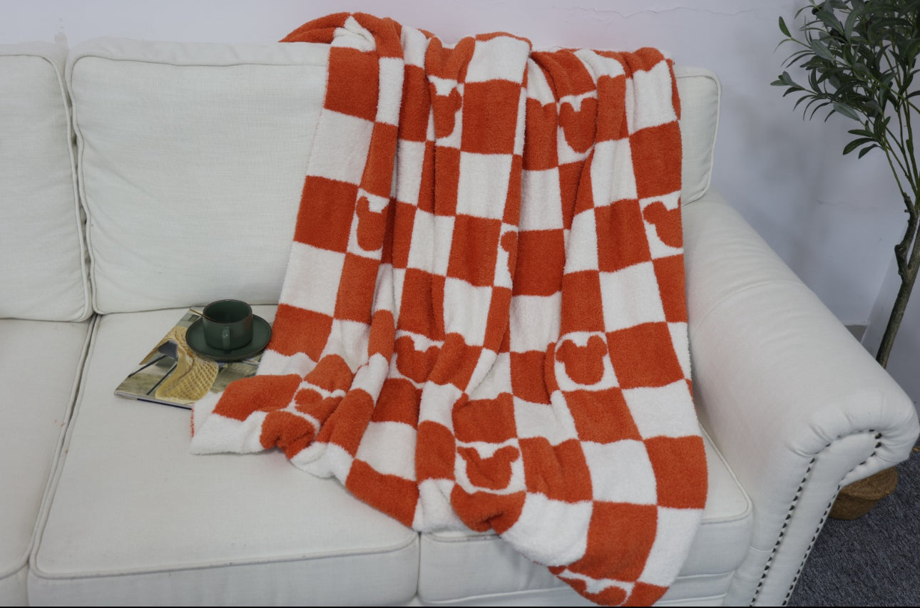 Mouse checkered knit blankets